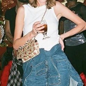 Meet your Posher, Jane